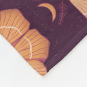 Midnight Magic: Witchy Night Moth Fleece Deken (Hoek)