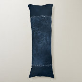 Midnight Navy Romance | Blue Satiny Grunge Damask Lichaamskussen (Voorkant Verticaal)