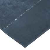 Midnight Navy Romance | Blue Satiny Grunge Damask Tafelkleed (Gekanteld)