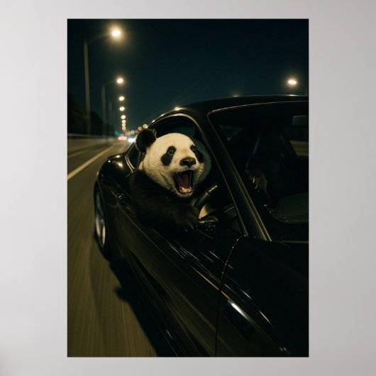 Midnightrit – Grappige panda in een sportauto muur Poster (Voorkant)