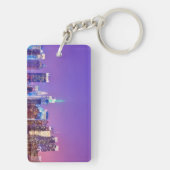 Midtown Manhattan 's nachts met Empire Stae Sleutelhanger (achterkant)