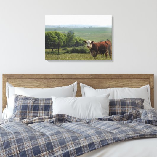 Midwest Fotografie | Mooie Koe en landschap Canvas Afdruk (Insitu (Slaapkamer))