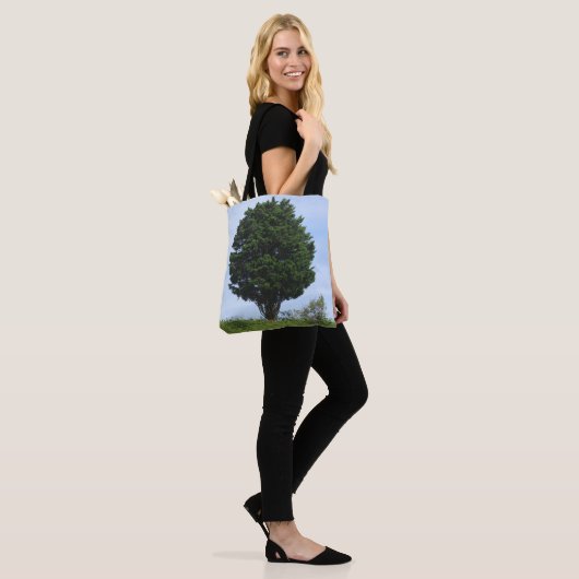 Mighty Cedar Tote Bag (Op model)