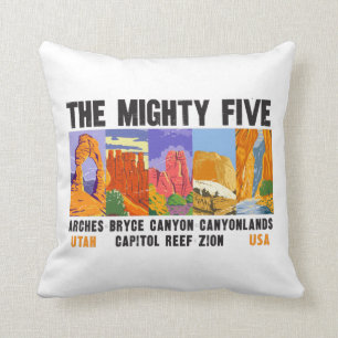 Mighty Five Utah National Parks List  Kussen