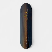 Mighty Mac bij nacht Pano Skateboard (Voorkant)