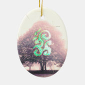 Mighty Tree in Fog Mystery Symbol Keramisch Ornament (Achterkant)