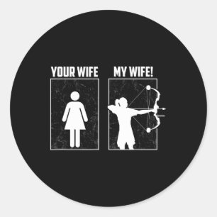 Mijn aartsvrouw - Bow Hunting Girl Archer Couple F Ronde Sticker
