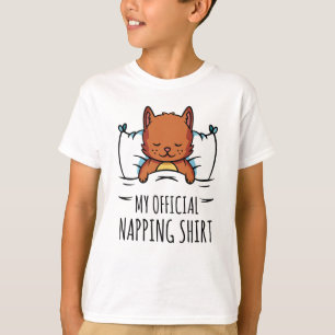 Mijn ambtenaar die shirt negeert met slaapkat
