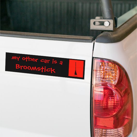 Mijn andere auto is een Broomstick Bumpersticker (Op Truck)