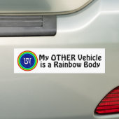 Mijn andere voertuig is een regenboog lichaam grap bumpersticker (Op auto)