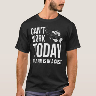 Mijn arm zit nu in een gegoten crappie Fisher T-shirt