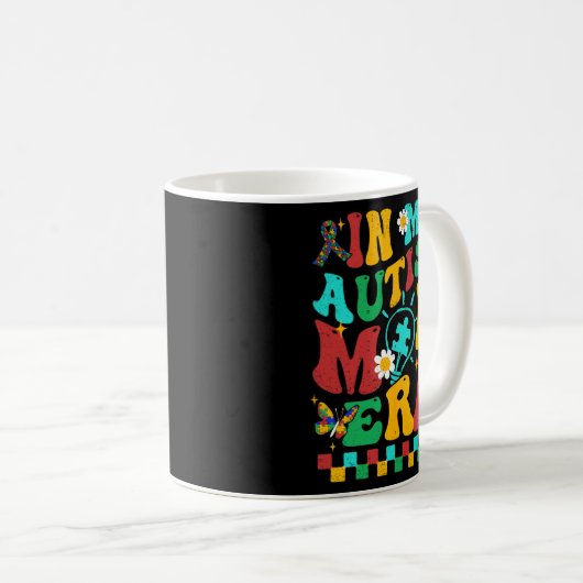 Mijn Autisme Moeder Era Groovy Puzzel Stuk Retro M Koffiemok (Voorkant rechts)