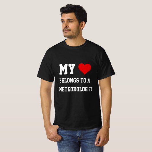 Mijn behoort tot een meteoroloog T-Shirt (Voorkant volledig)