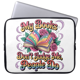 Mijn boeken oordelen me niet... laptop sleeve