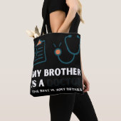 Mijn broer is een Doctor-Funny & Trots Family Desi Tote Bag (Dichtbij)