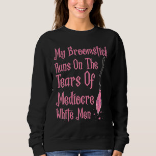 Mijn broomstick loopt op de tranen van middelwit w trui