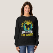 Mijn Cavapoo Heerst Over Mijn Wereld Hond Puppy Ei Trui (Voorkant volledig)