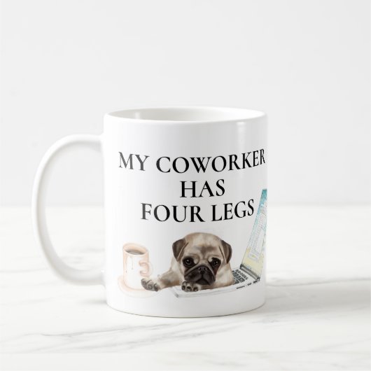 Mijn collega heeft Four Legs Dog Work from Home Koffiemok (Links)