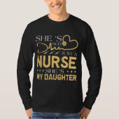 Mijn dochter is een zuster Proud Nurse's moeder pa T-shirt (Voorkant)