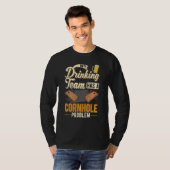 Mijn drinkteam heeft een Cornhole-probleem Cornhol T-shirt (Voorkant volledig)