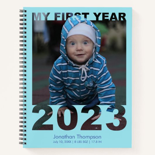 Mijn eerste jaar 2023 Modern Cutout Baby Foto Blau Notitieboek (Voorkant)