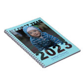 Mijn eerste jaar 2023 Modern Cutout Baby Foto Blau Notitieboek (Rechterzijde)