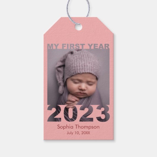 Mijn eerste jaar 2023 Modern Cutout Baby Foto Cora Cadeaulabel (Voorkant)