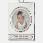 Mijn eerste kerst aangepaste foto naam Schattige r Verzilverd Banner Ornament (Links)