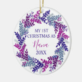 Mijn eerste Kerstmis als Nana Year Paarse Wreate Keramisch Ornament (Links)