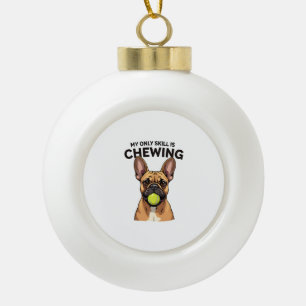Mijn Enige Vaardigheid Is Het Kauwen Op Een Antiek Keramische Bal Ornament