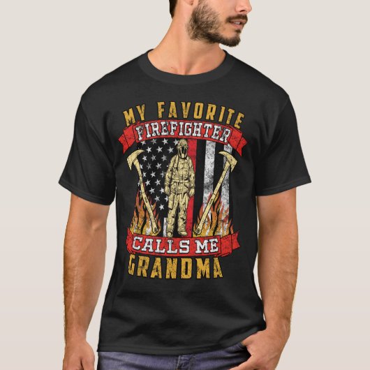 Mijn favoriete brandweerman noemt me oma t-shirt (Voorkant)