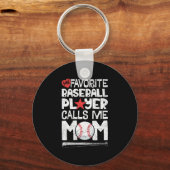 Mijn favoriete honkbalspeler roept me mam T-shirt Sleutelhanger (Voorkant)
