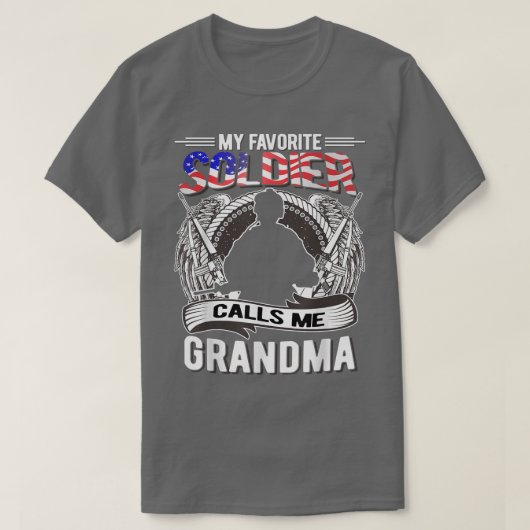 Mijn favoriete soldaat noemt me grootma Proud Army T-shirt (Design voorkant)