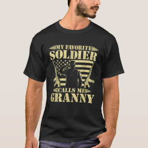 Mijn favoriete soldaat noemt me oma, trotse milita t-shirt
