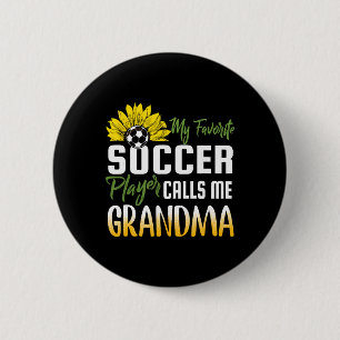 Mijn favoriete voetballer noemt me oma zonnebloem ronde button 5,7 cm