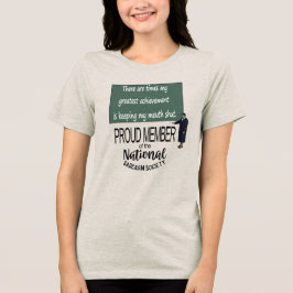 Mijn Grootste Prestatie Is Mijn Mond Dicht Houden Tri-Blend Shirt