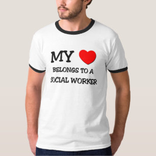 Mijn hart behoort tot een maatschappelijk werker t-shirt