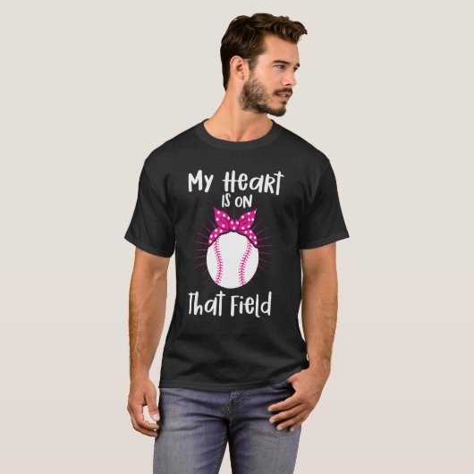 Mijn hart ligt op dat veld honkballer mam mot t-shirt (Voorkant volledig)