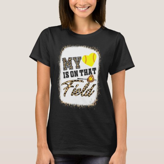 Mijn hart ligt op dat veld Softball mama's Da T-shirt (Voorkant)