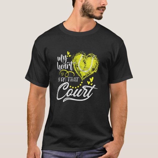 Mijn hart ligt op die baan tennis hart Moederdag T-shirt (Voorkant)