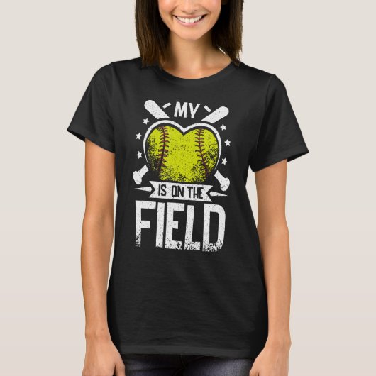 Mijn hart ligt op het softbalveld t-shirt (Voorkant)