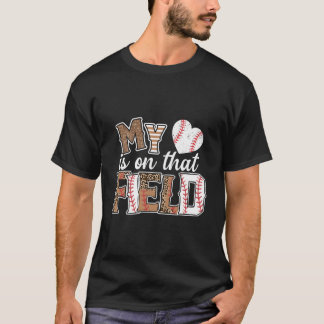 Mijn He Is On T Field T-Bal Luipaard T-Bal Moeder T-shirt