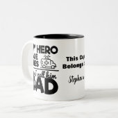 Mijn held redt levens en ik noem hem vader tweekleurige koffiemok (Voorkant links)