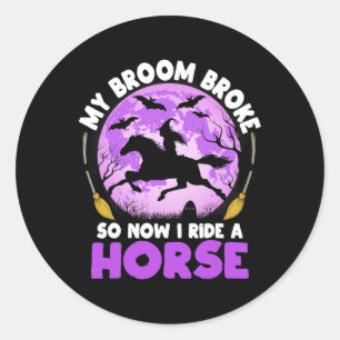 Mijn kamer brak dus nu rijd ik met een paarse heks ronde sticker