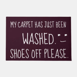 MIJN KARPEN IS NET AFGEWASD VAN Vun. Deurmat