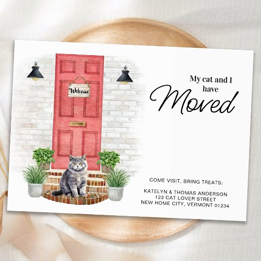 Mijn kat en ik hebben de rode voordeur verplaatst aankondigingskaart