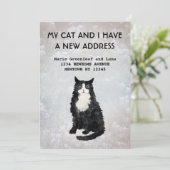 Mijn kat en ik hebben een mededeling verhuisd aankondiging (Staand voorkant)