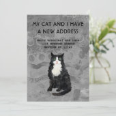 Mijn kat en ik hebben een mededeling verhuisd aankondiging (Staand voorkant)