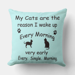 Mijn katten zijn de reden waarom ik wakker werd kussen