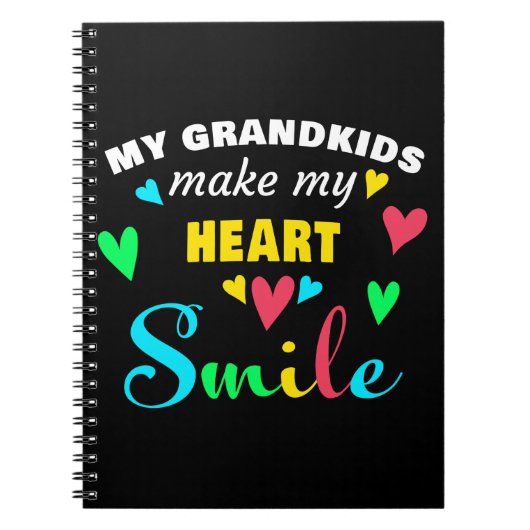 Mijn kleinkinderen maken mijn hartglimlach: oma Gi Notitieboek (Voorkant)